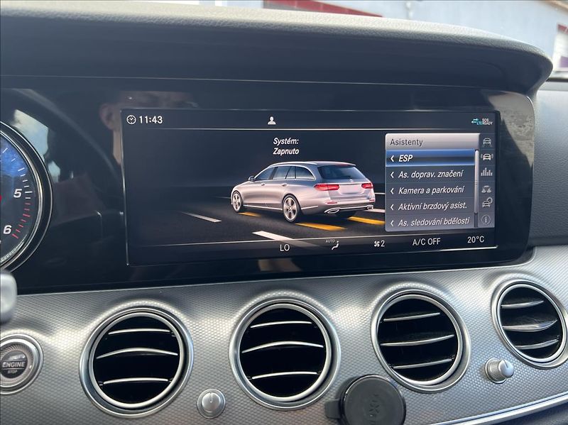 Mercedes-Benz Třídy E 2,0 E 220 d / 9G-TRONIC - fotka 37 z 48