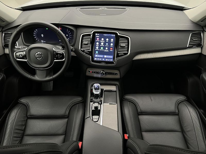 Volvo XC90 B5 AWD BRIGHT PLUS 7 MÍST AUT  - fotka 2 z 51