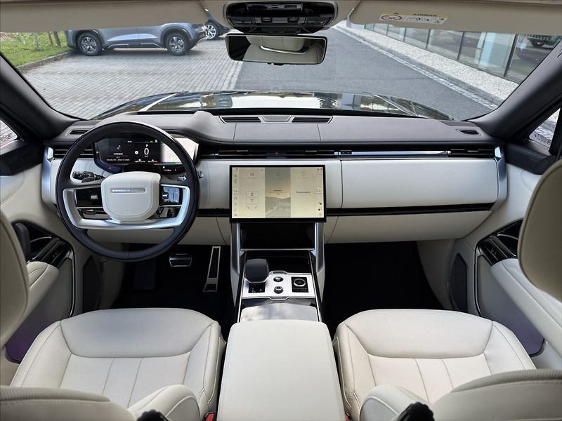 Land Rover Range Rover (2026) 3,0 AUTOBIOGRAPHY D350 - fotka 15 z 38