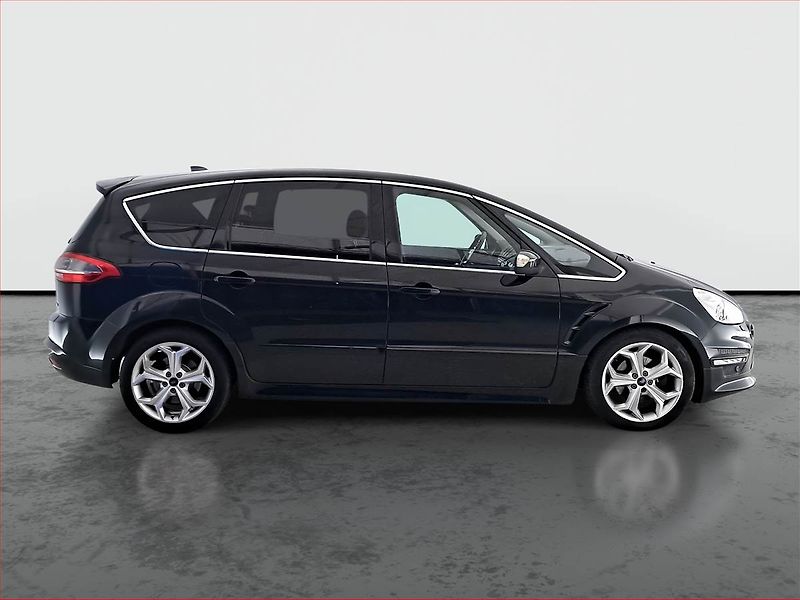 Ford S-MAX (2010) 2.0 TDCi, Navi, Xenony - fotka 6 z 17