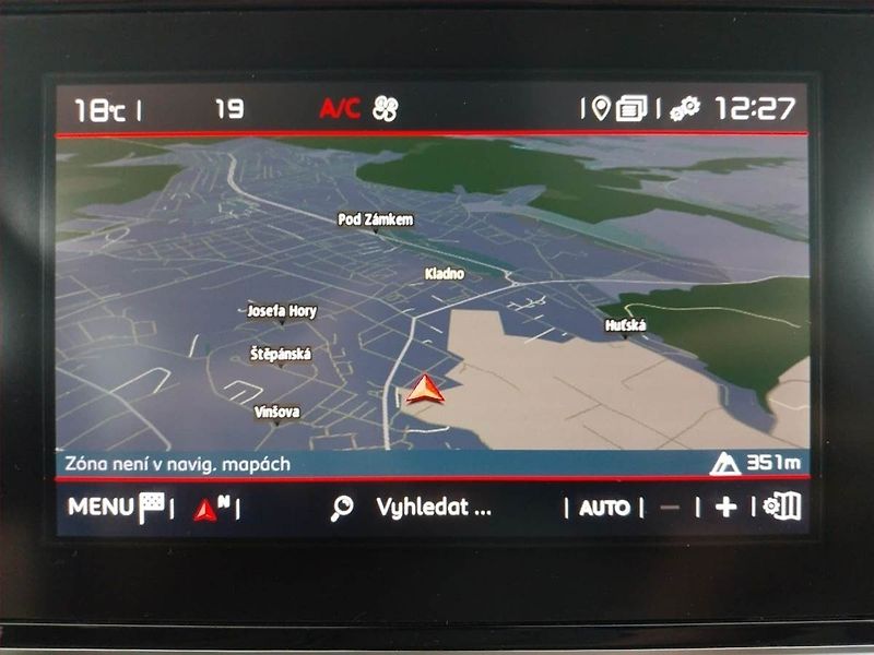 Citroën C4 Cactus (2018) 1.2 PureTech, Automat - fotka 18 z 19