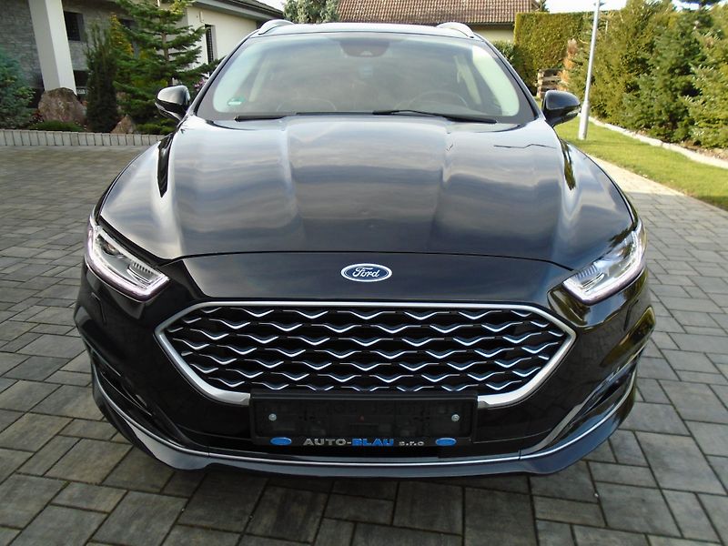 Ford Mondeo 2,0Tdci 140kW Vignale 8AT Navi - fotka 5 z 50