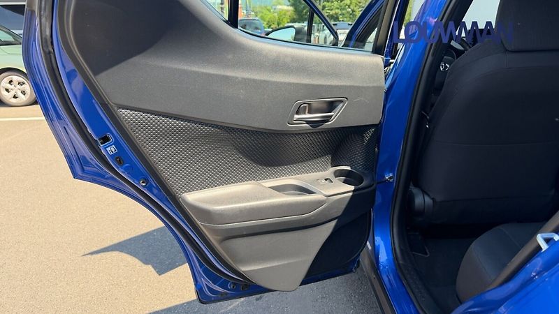 Toyota C-HR 1.2  6M  Active - fotka 19 z 26