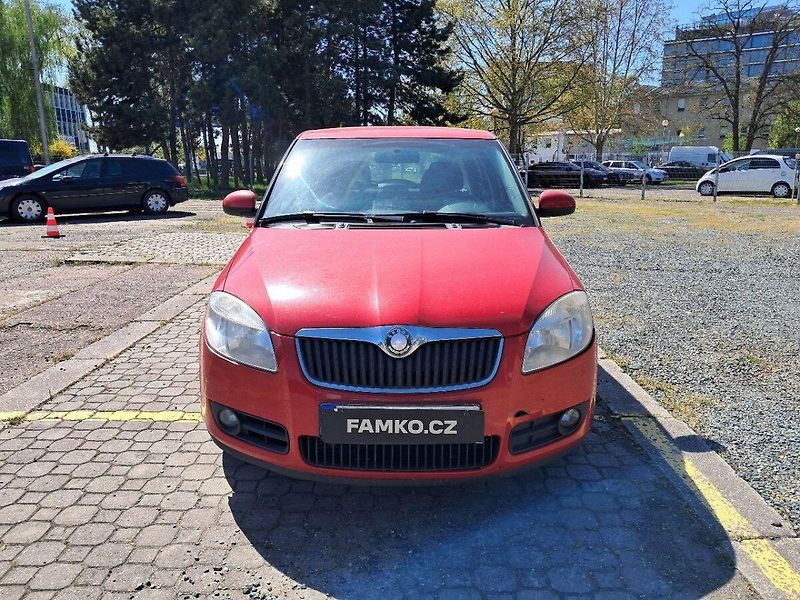 Škoda Fabia 1.4 benzín - fotka 2 z 9