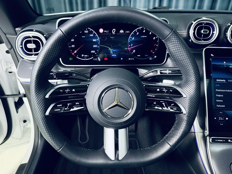Mercedes-Benz CLE (2024) 300*AMG*4M*ZÁRUKA*CABRIO - fotka 37 z 41
