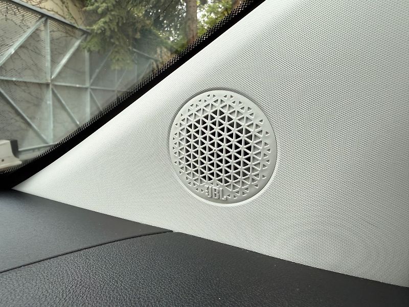 Fiat 500 LaPrima 42 kWh JBL - fotka 28 z 32