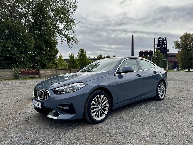 BMW Řada 2 (2022) BMW 218i Gran Coupé LuxuryLine - fotka 4 z 13