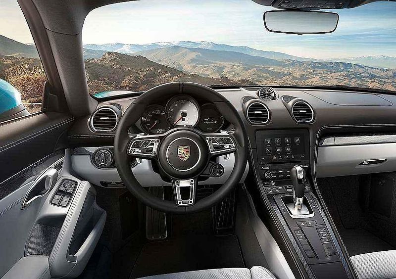 Porsche 718 Cayman a 718 Boxster.