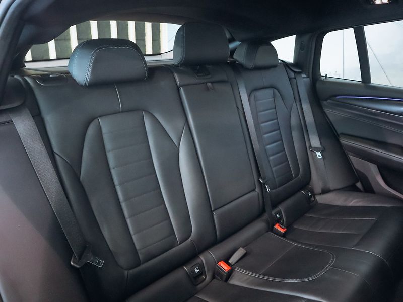 BMW X4 30d xDrive - fotka 25 z 27