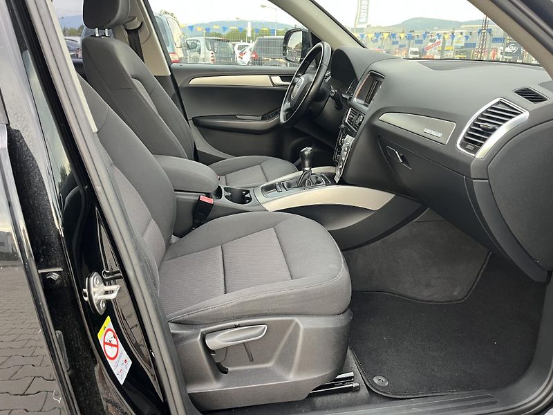 Audi Q5 (2011) 2.0 TDi Sline quatro - fotka 14 z 15