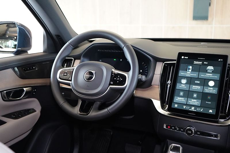 Volvo XC90 B5 PLUS Bright, Vzduch, 360° - fotka 49 z 50