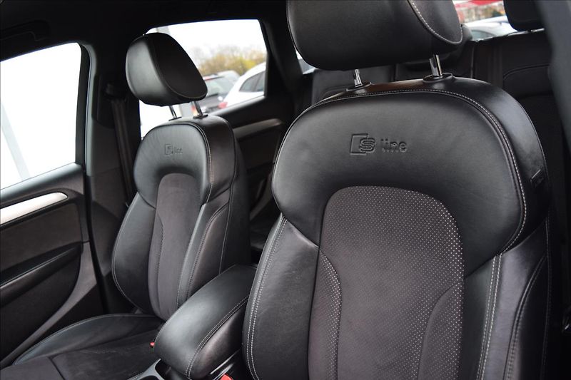 Audi Q5 3,0 V6 180KW S-LINE AUTOMAT - fotka 14 z 57