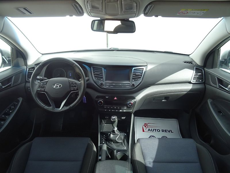 Hyundai Tucson (2017) 1.7CRDi,NovéČR,S.kn,navigace - fotka 16 z 24