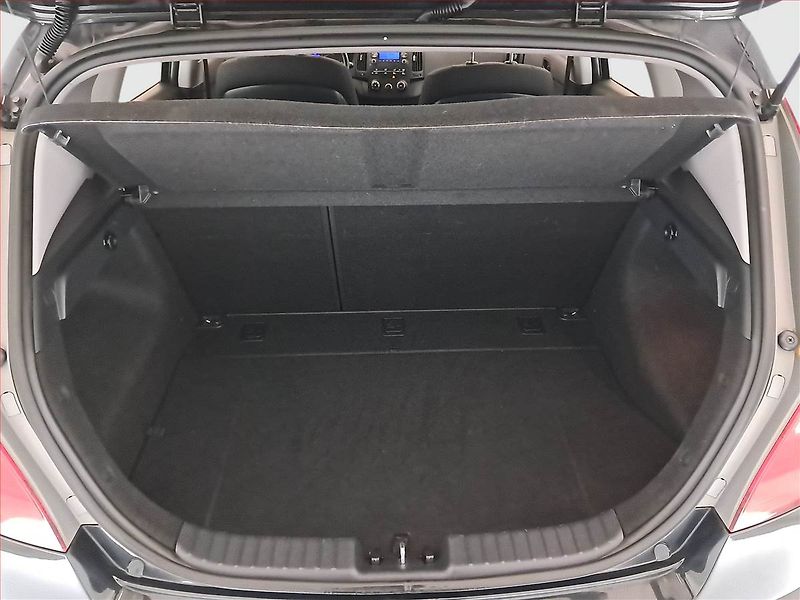 Hyundai i30 (2008) 1.4 CVVT, nová STK - fotka 14 z 15