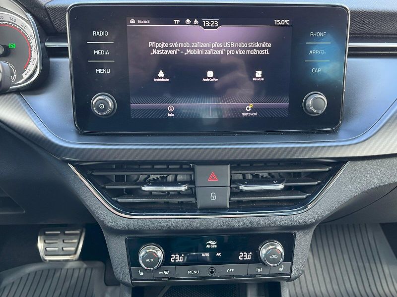 Škoda Kamiq (2023) 1.0 TSI 81 kW Monte Carlo DSG - fotka 12 z 32