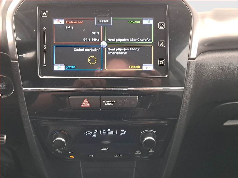 Suzuki Vitara (2017) 1.4 BoosterJet, 4X4 - fotka 12 z 17