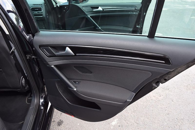 Volkswagen Golf Variant (2020) 1.5TSI 110kw HLBMT TAŽ LED KAM - fotka 43 z 49