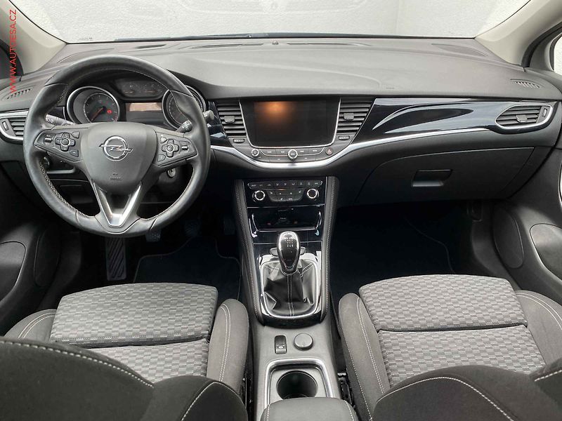Opel Astra (2015) 1.4 SiDi, Innovation, LED, - fotka 8 z 19