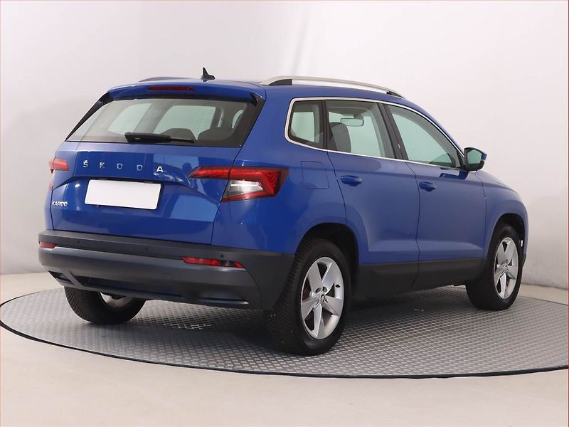Škoda Karoq (2021) Style 2.0 TDI, Automat - fotka 5 z 24