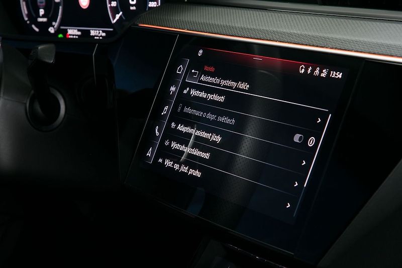 Audi e-tron 55 300kW SB BlackEdit ZÁRUKA - fotka 41 z 48