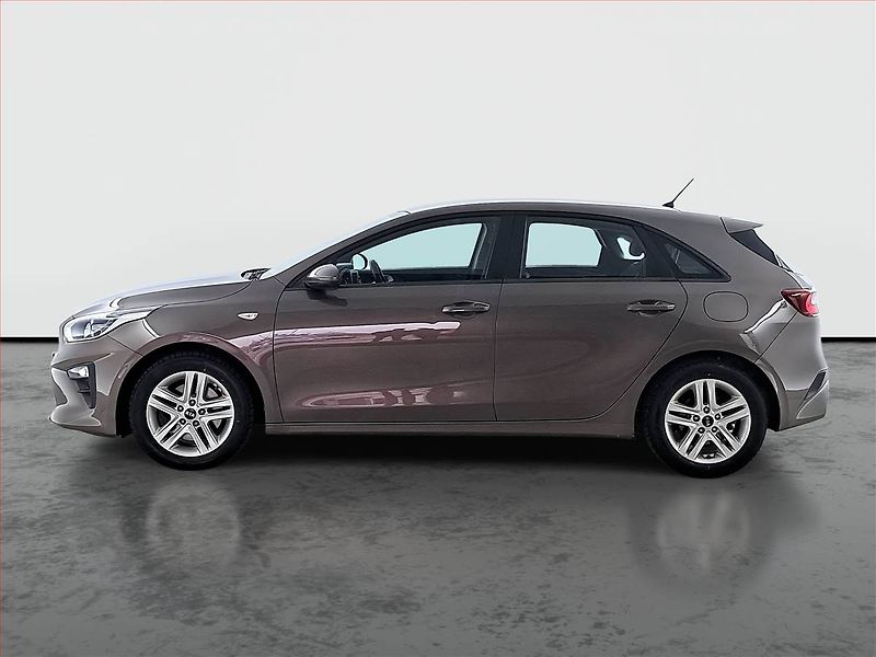 Kia Ceed (2019) 1.4 CVVT, Serv.kniha, Tempomat - fotka 3 z 17