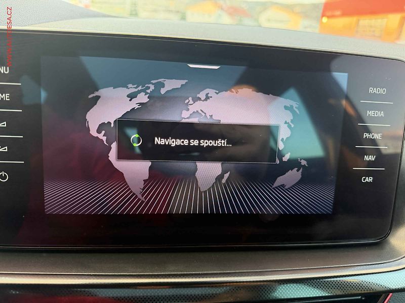 Škoda Scala (2021) 1.5TSi, Navi, LED, panor - fotka 17 z 18