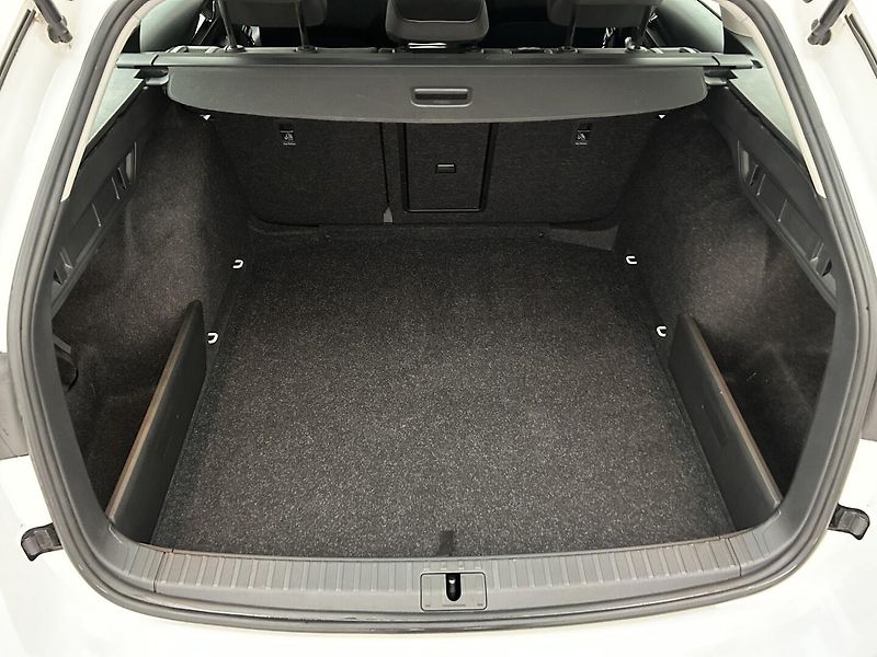 Škoda Octavia 1.5 TSI Ambition Plus - fotka 23 z 24