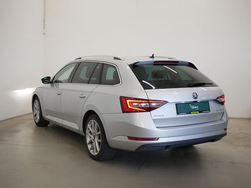 Škoda Superb - fotka 3 z 6