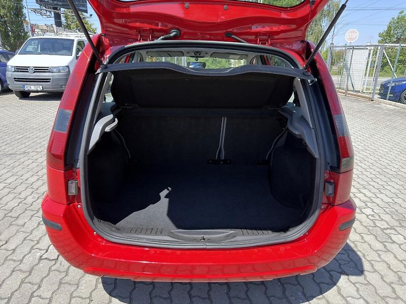 Ford Fusion 1.4 TDCi 50 kW - fotka 9 z 15