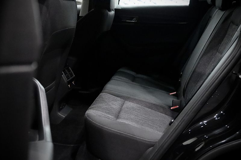 Škoda Karoq 1.5 TSI 110 kW - fotka 19 z 38
