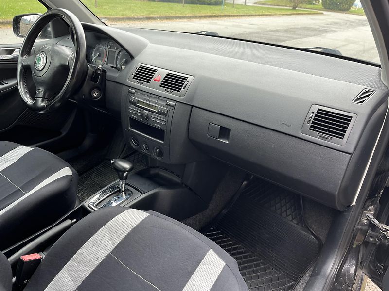 Škoda Fabia 1,4i 16V / AUTOMAT / combi  - fotka 27 z 34