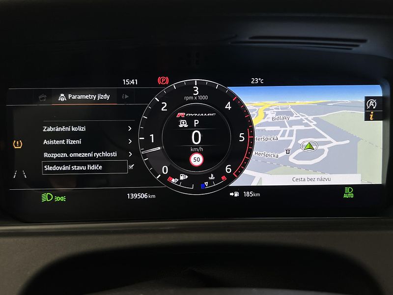 Land Rover Range Rover Velar D300 SE AUT - fotka 37 z 53