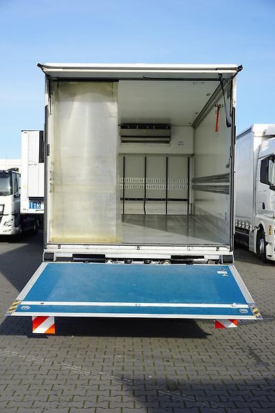 Mercedes-Benz (2017) ANTOS / 1830 / EURO 6 / CHŁODN - fotka 10 z 46