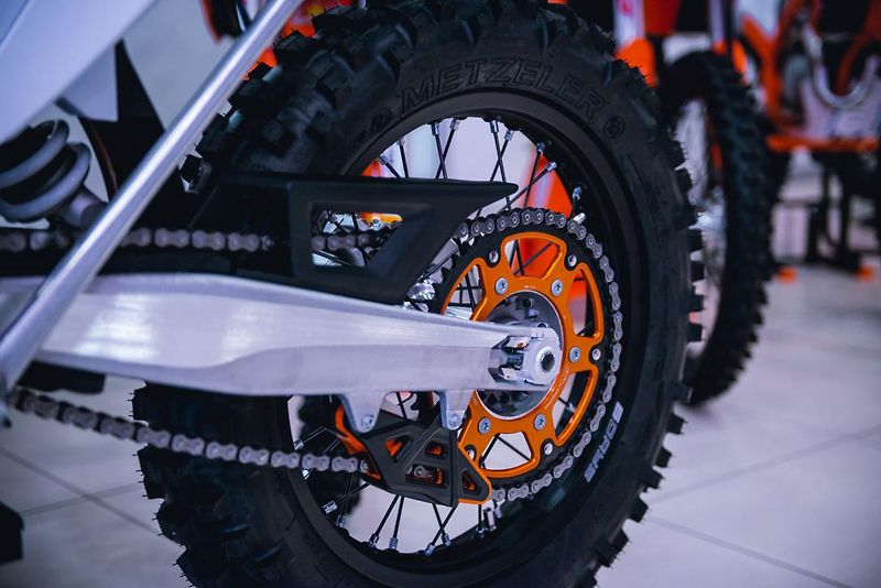 KTM 450 EXC SIX DAYS NOVÁ 0 KM  - fotka 26 z 50