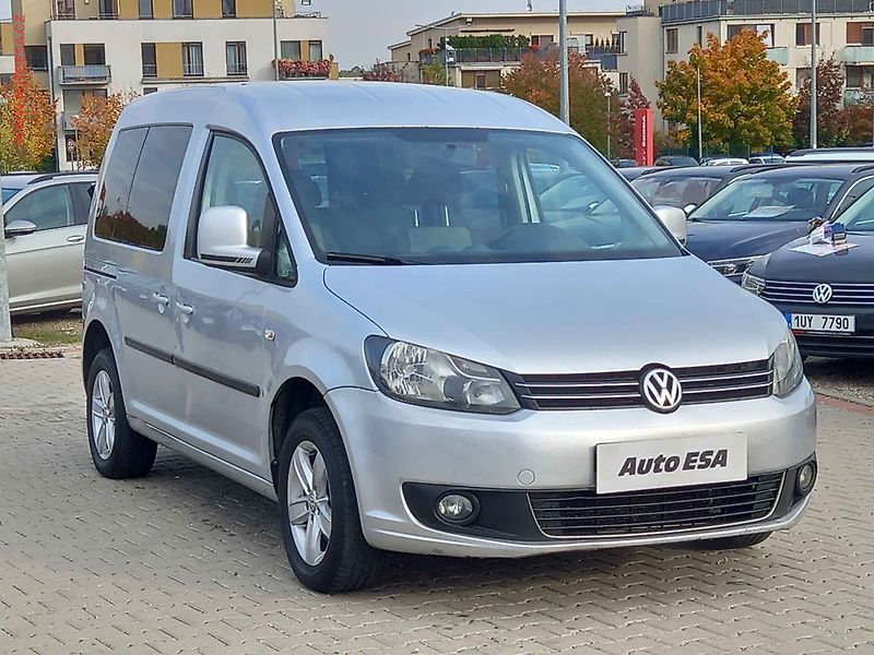 Volkswagen Caddy (2011) 1.6TDi, ČR, AC, temp, tažné - fotografie inzerátu