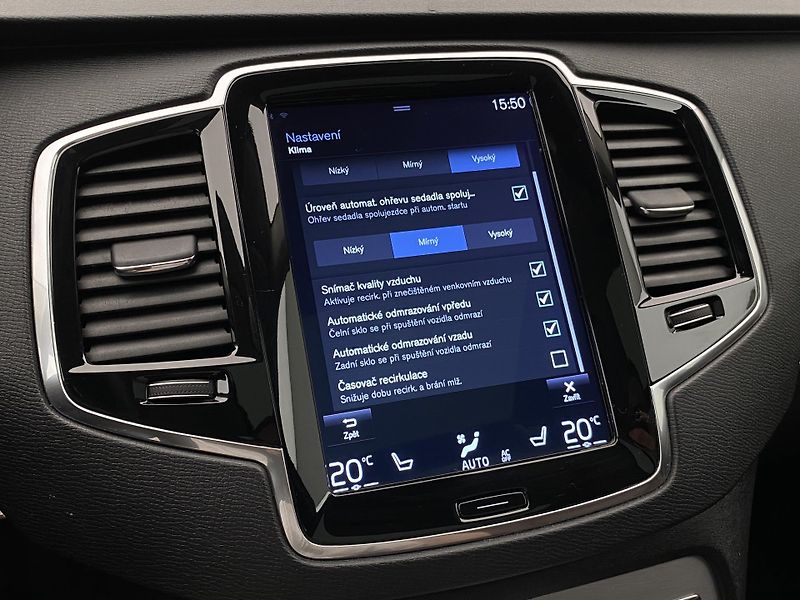Volvo XC90 T6 AWD MOMENTUM AUT  - fotka 40 z 42