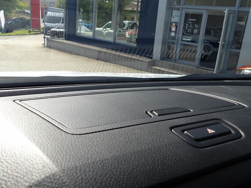 Isuzu D-Max (2026) SpaceCab LS 2.2L 163K 8st. A/T - fotka 32 z 36
