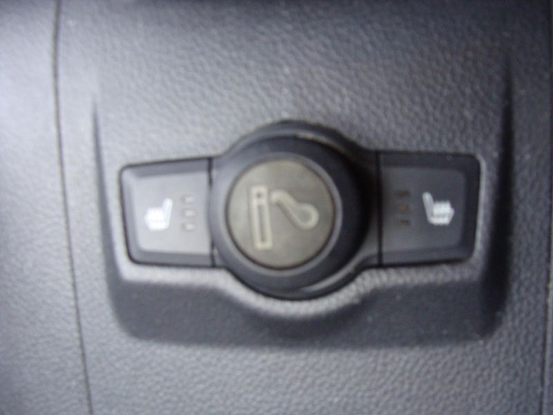 Opel Antara 2.0 CDTi 4x4 - fotka 16 z 25