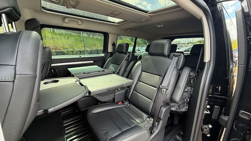 Toyota ProAce Verso 2.2. 180 L2 AT VIP SKYVIEW SKL - fotka 17 z 26