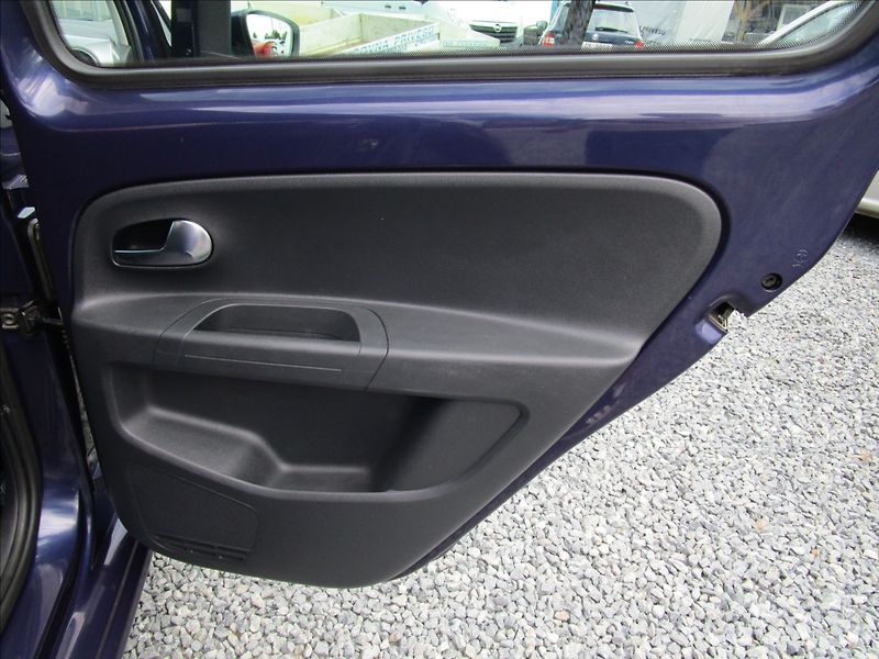 Škoda Citigo 1.0MPi Style Klima - fotka 27 z 44