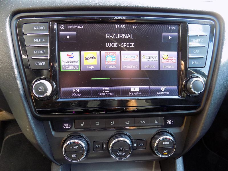 Škoda Octavia (2013) 2.0 TDi DSG - fotka 13 z 13