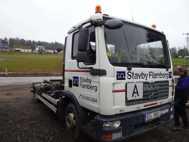MAN TGL 12.210 4x2 BL - fotka 2 z 17
