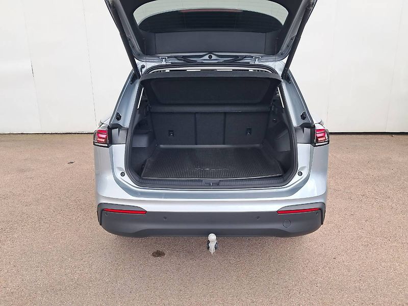 Volkswagen Tiguan (2024) LIFE 2.0 TDI / 110 kW DSG7 Peo - fotka 29 z 31