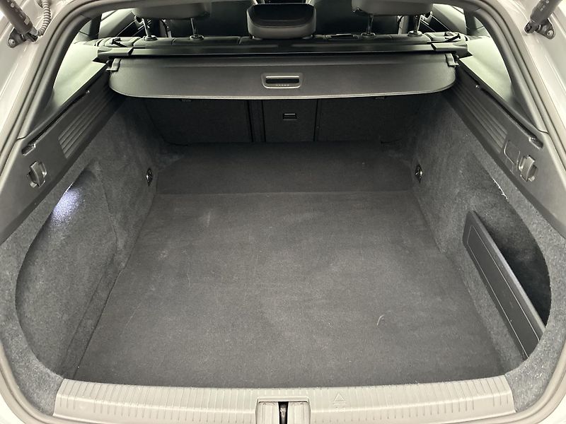 Volkswagen Arteon Shooting Brake R 2,0 TSI 235kW DSG 4Motion DP - fotka 10 z 32