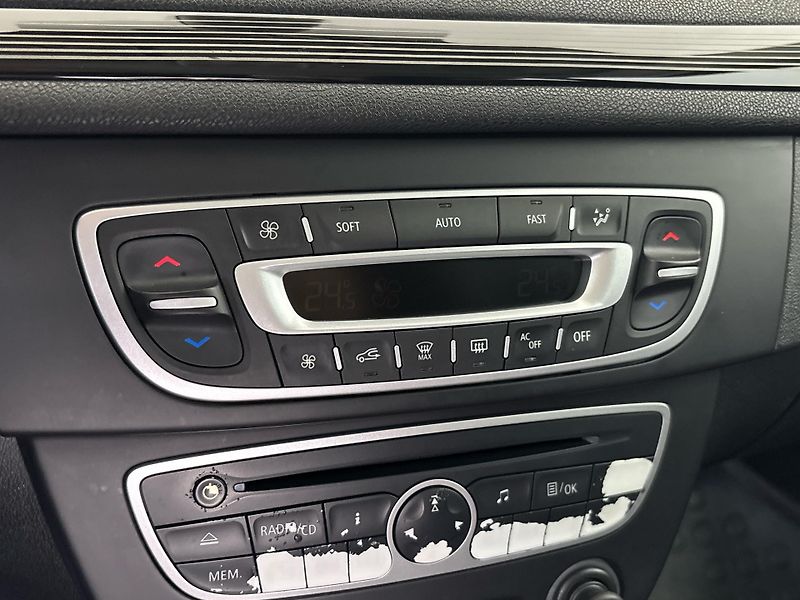 Renault Mégane AUTHENTIQUE - fotka 19 z 25