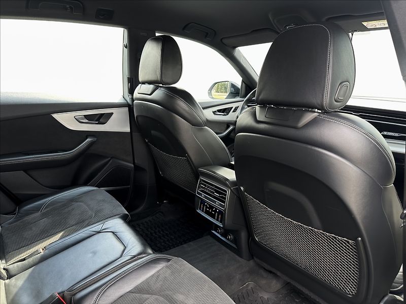 Audi SQ8 4,0 TDi QUATTRO KAMERA 1MAJ ČR - fotka 25 z 48