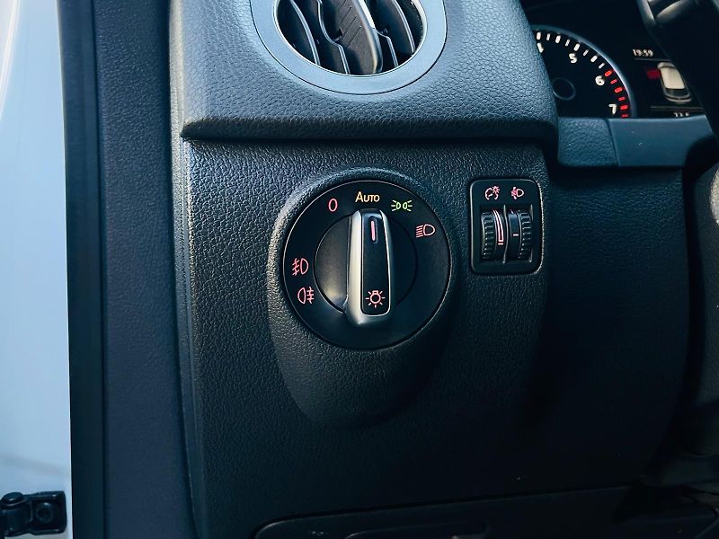 Volkswagen Tiguan 1.4TSI 4x4 MAN SERVISKA TAŽNÉ - fotka 42 z 52