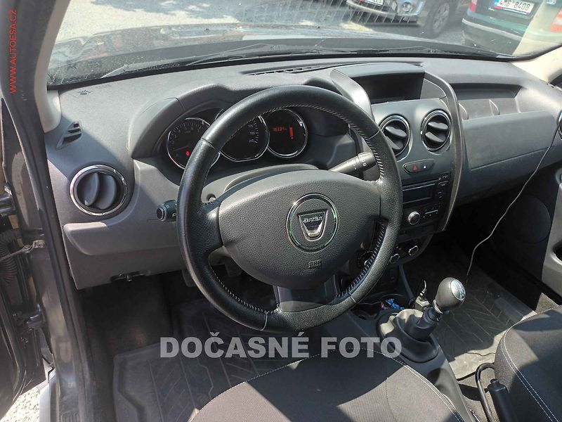 Dacia Duster (2014) 1.2 TCe, ČR, AC, tažné - fotka 3 z 3