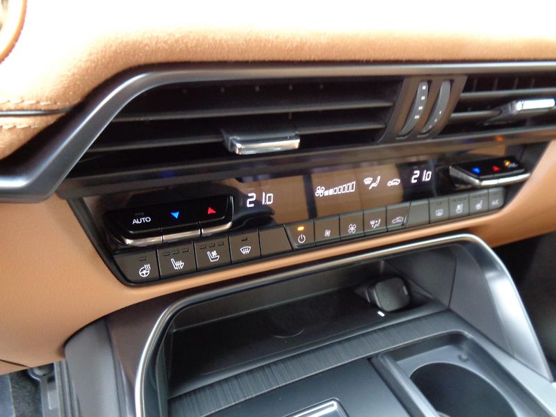Mazda CX-60 (2026) 2,5 PHEV,AT,4x4,Hom.Plus,AKCE! - fotka 17 z 36