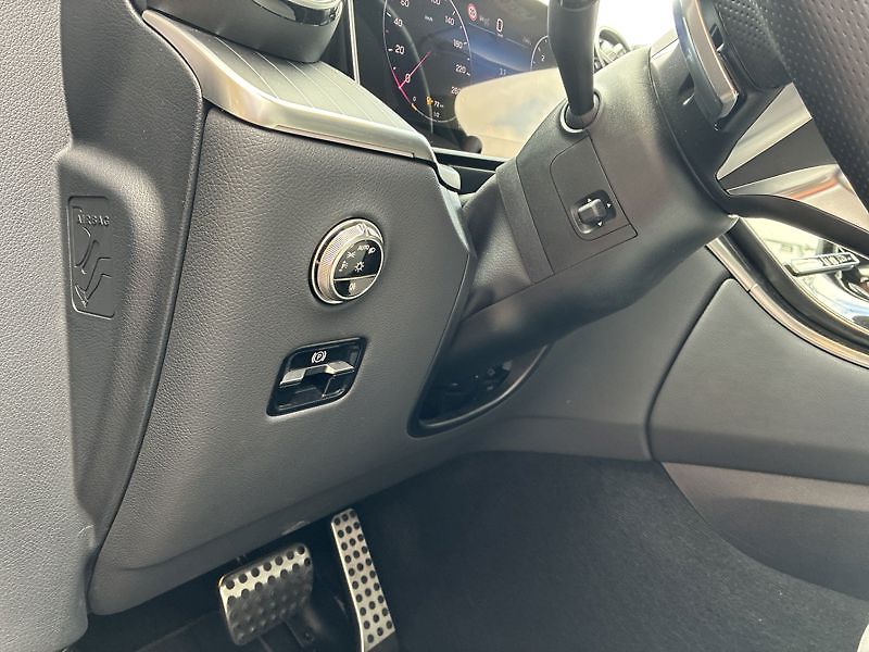 Mercedes-Benz GLC Coupé 220 d 4MATIC kupé AMG Ni - fotka 12 z 18